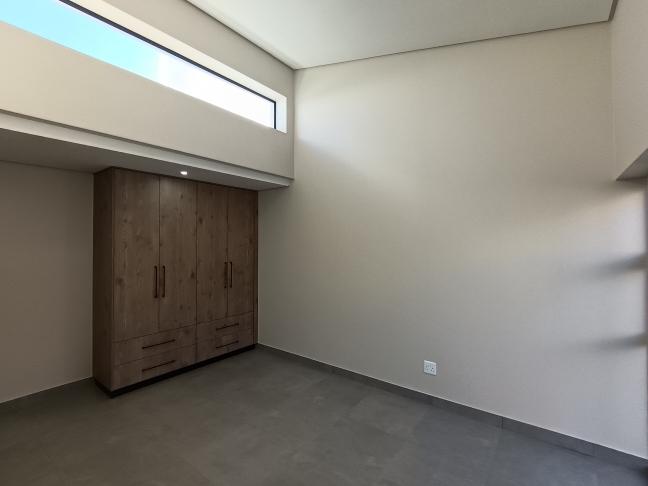 4 Bedroom Property for Sale in Hartenbos Heuwels Western Cape